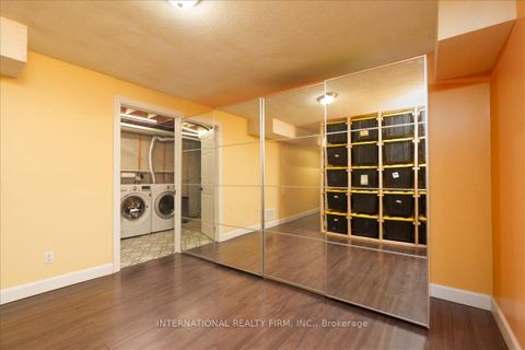 Photo 18 at 1029 Zante Crescent, Clarkson, Mississauga