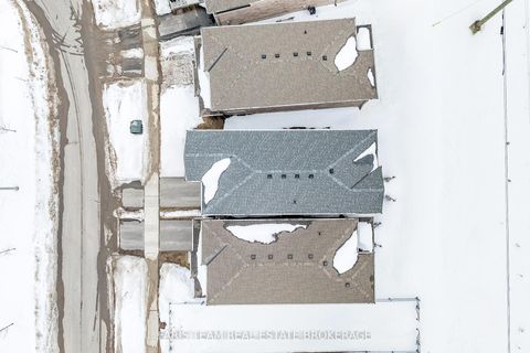 Photo 36 at 27 Harvest Crescent, Rural Barrie Southeast, Barrie