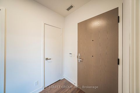 Photo 14 at 1024 - 30 Tippett Road, Clanton Park, Toronto