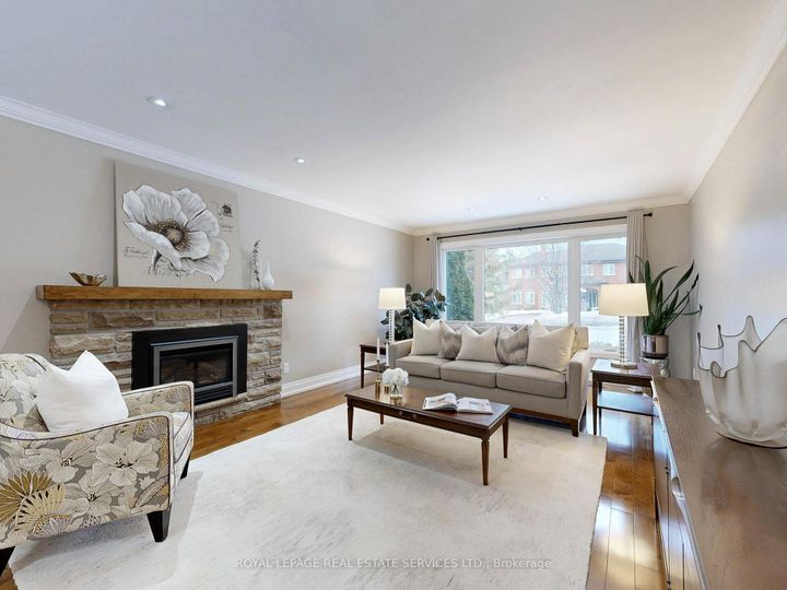 Photo 1 at 219 Grandview Avenue, Grandview, Markham