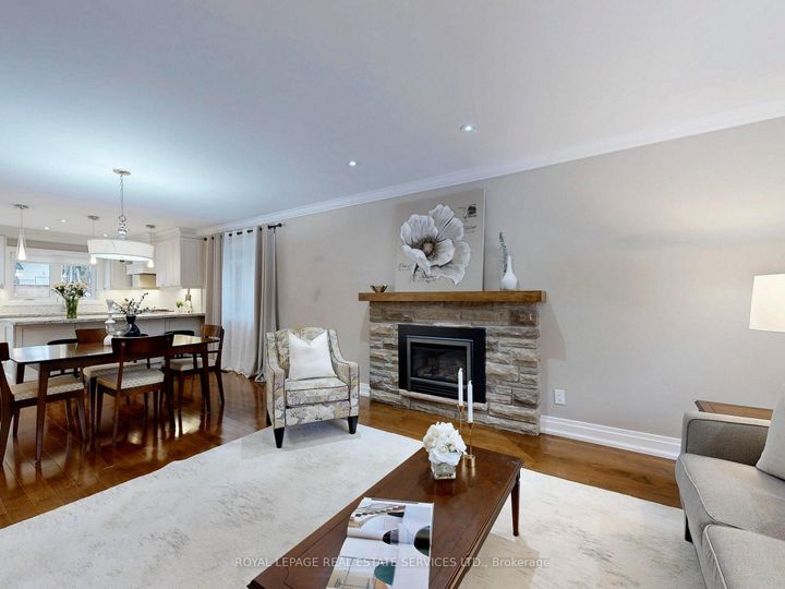 Photo 15 at 219 Grandview Avenue, Grandview, Markham