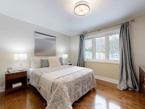 Photo 17 at 219 Grandview Avenue, Grandview, Markham