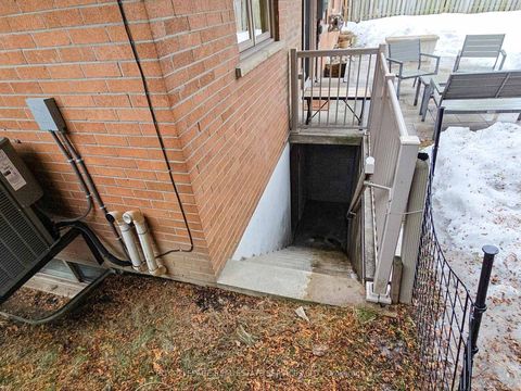 Photo 41 at 219 Grandview Avenue, Grandview, Markham