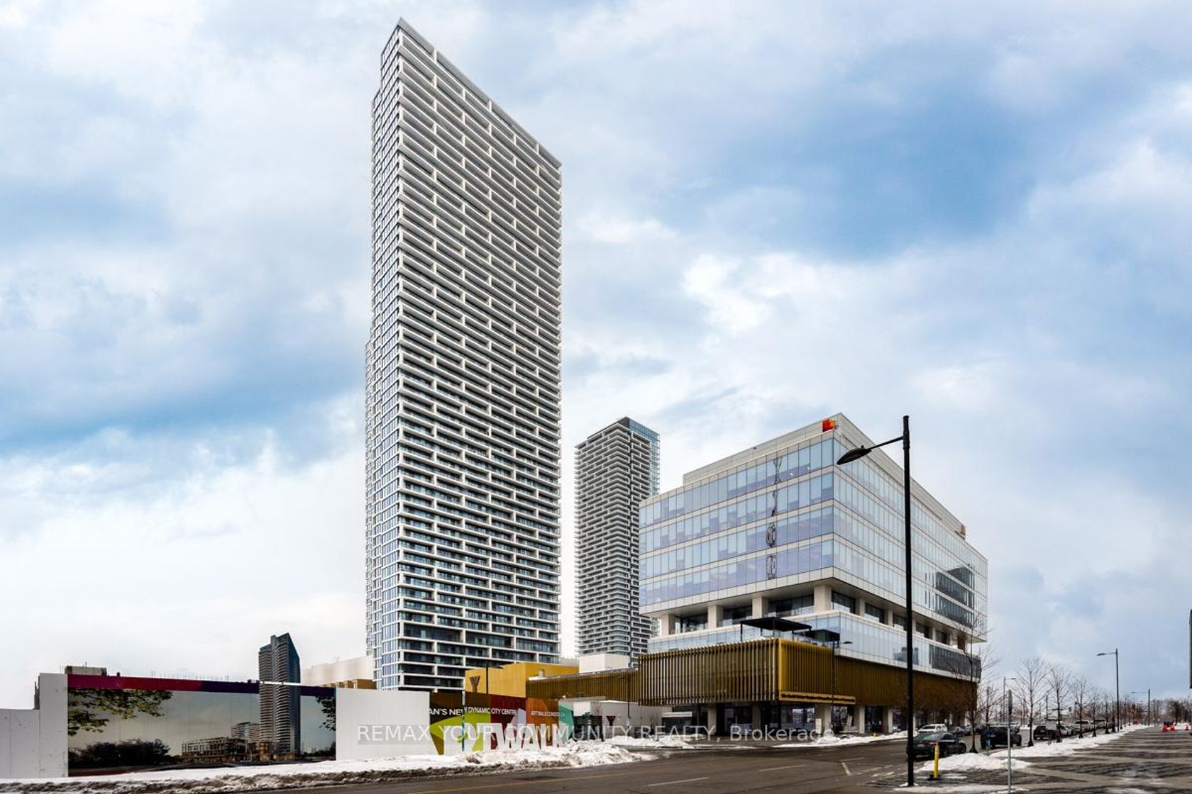 4601 - 5 Buttermill Avenue, Vaughan Corporate Centre, Vaughan by Loree Meneguzzi Real Estate 4601 - 5 Buttermill Avenue, Vaughan Corporate Centre, Vaughan