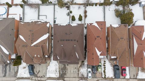 Photo 32 at 62 Colonial Crescent, Oak Ridges Lake Wilcox, Richmond Hill