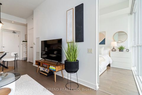 Photo 10 at 3006 - 15 Grenville Street, Bay Street Corridor, Toronto