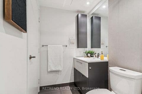 Photo 28 at 3006 - 15 Grenville Street, Bay Street Corridor, Toronto