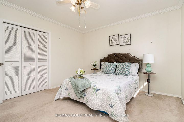 Photo 24 at 29 Chesterfield Road, Brampton East, Brampton