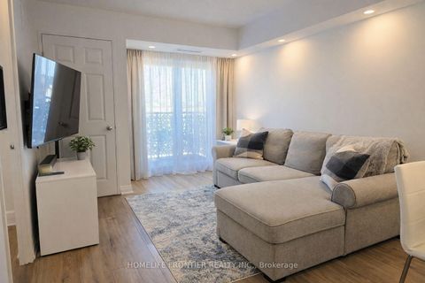 Photo 6 at 201 - 35 Hunt Avenue, Mill Pond, Richmond Hill