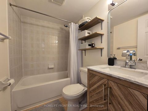 Photo 10 at 201 - 35 Hunt Avenue, Mill Pond, Richmond Hill