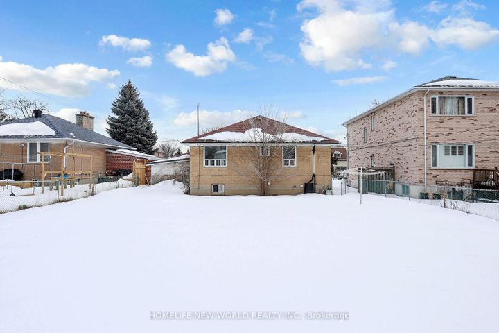 Photo 29 at 22 Canham Crescent, Malvern West, Toronto