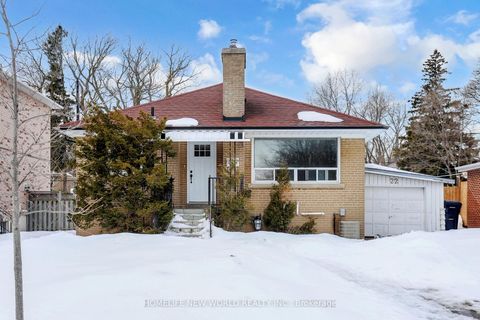 Photo 0 at 22 Canham Crescent, Malvern West, Toronto