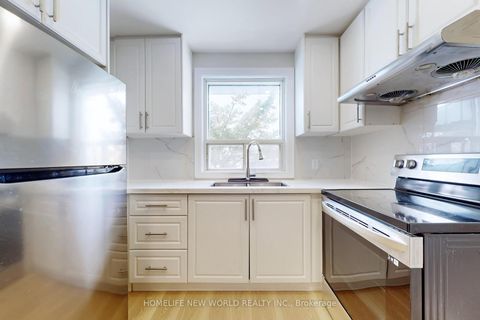 Photo 6 at 22 Canham Crescent, Malvern West, Toronto