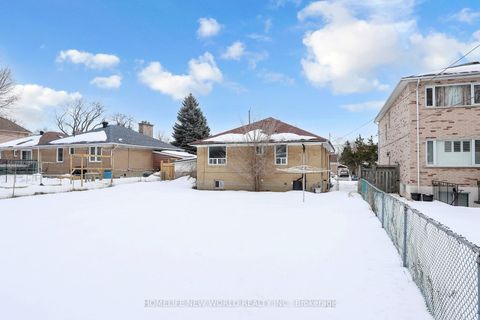 Photo 30 at 22 Canham Crescent, Malvern West, Toronto
