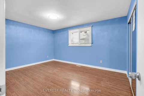 Photo 16 at 7790 Kittridge Drive, Malton, Mississauga