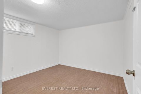 Photo 24 at 7790 Kittridge Drive, Malton, Mississauga