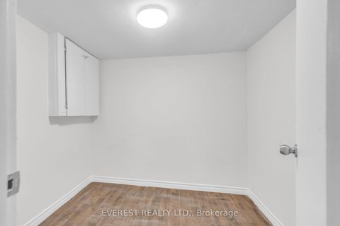 Photo 30 at 7790 Kittridge Drive, Malton, Mississauga