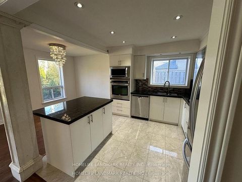 Photo 8 at 85 Aurora Heights Drive, Aurora Heights, Aurora