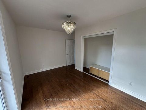 Photo 9 at 85 Aurora Heights Drive, Aurora Heights, Aurora