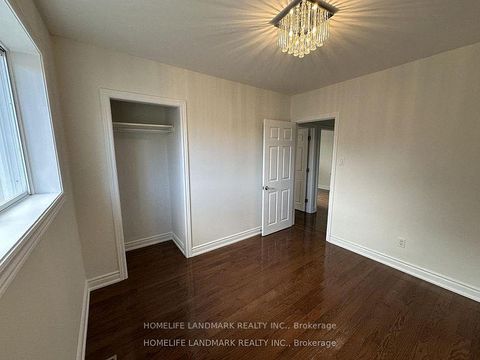 Photo 10 at 85 Aurora Heights Drive, Aurora Heights, Aurora