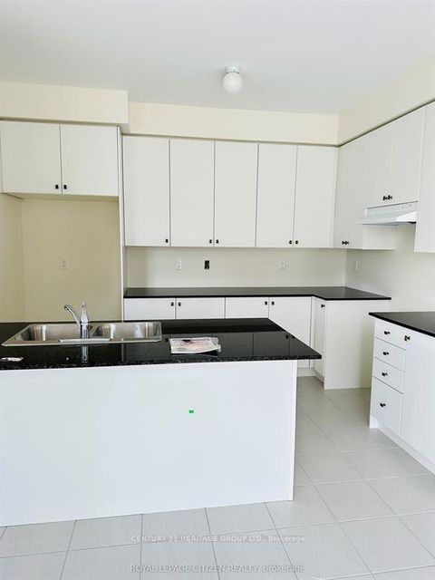 Photo 6 at 1 Wayne Allison Drive, Sutton & Jackson's Point, Georgina