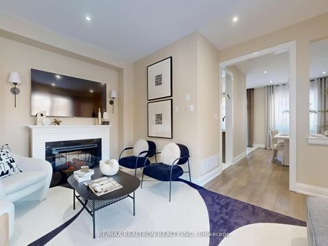 Photo 5 at 18 London Pride Drive, Jefferson, Richmond Hill