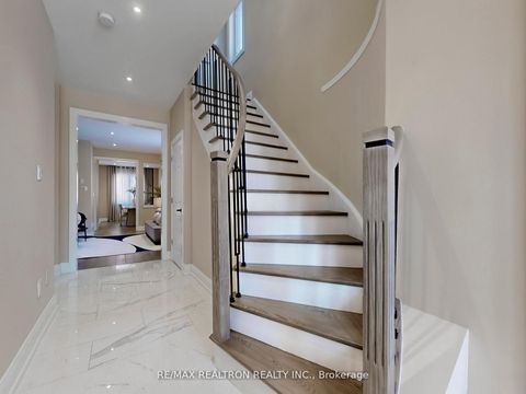 Photo 12 at 18 London Pride Drive, Jefferson, Richmond Hill