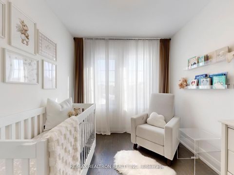 Photo 17 at 18 London Pride Drive, Jefferson, Richmond Hill