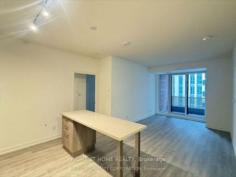 Photo 6 at 930 - 8119 Birchmount Road, Unionville, Markham