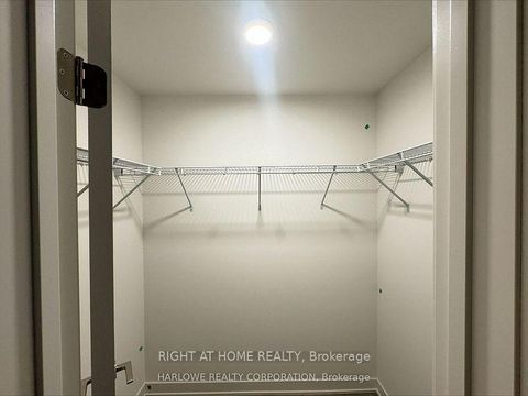 Photo 9 at 930 - 8119 Birchmount Road, Unionville, Markham