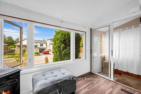 Photo 5 at 97 N Woodrow Boulevard, Birchmount, Toronto