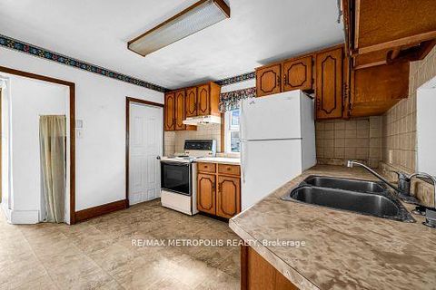 Photo 15 at 97 N Woodrow Boulevard, Birchmount, Toronto