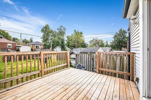 Photo 22 at 97 N Woodrow Boulevard, Birchmount, Toronto