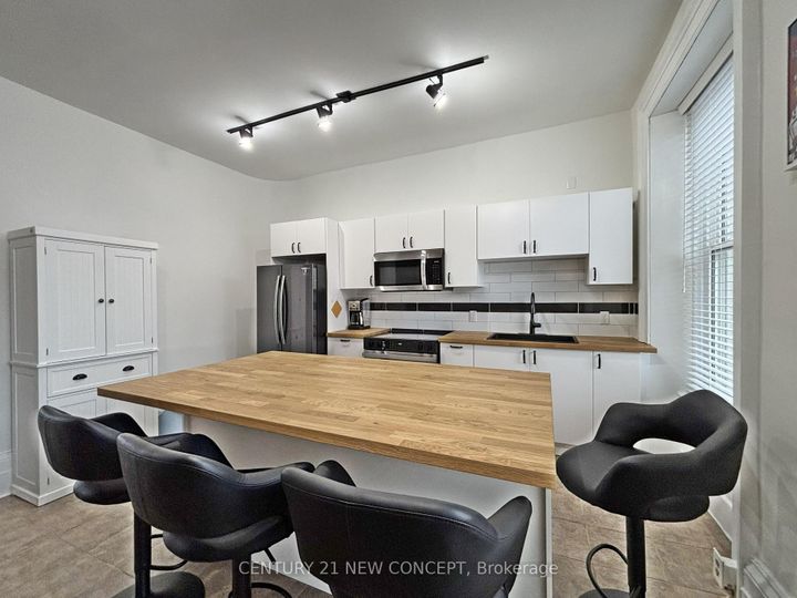 Photo 15 at 146 James Street S, Durand, Hamilton