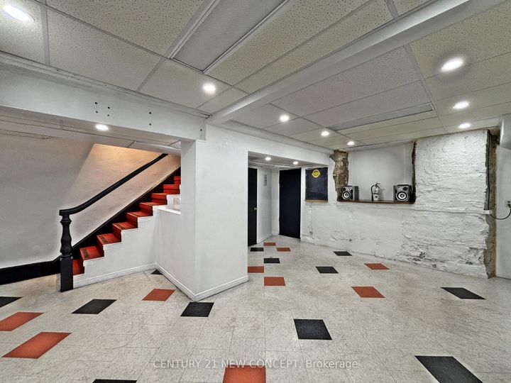 Photo 32 at 146 James Street S, Durand, Hamilton