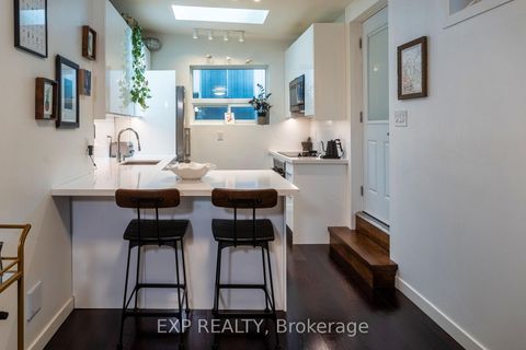 Photo 10 at 819 Craven Road, Coxwell, Toronto