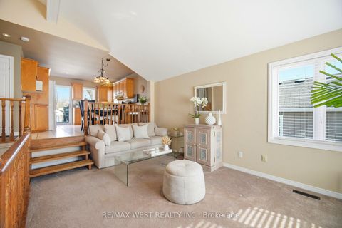 Photo 3 at 924 Vicrol Drive, Alcona, Innisfil