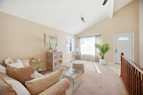 Photo 4 at 924 Vicrol Drive, Alcona, Innisfil