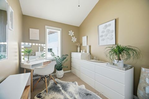 Photo 17 at 924 Vicrol Drive, Alcona, Innisfil