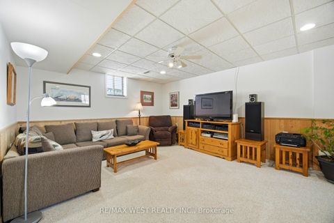 Photo 20 at 924 Vicrol Drive, Alcona, Innisfil