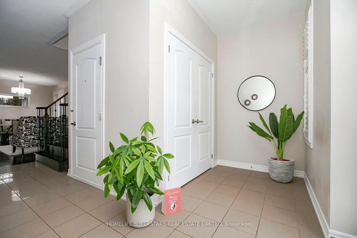 Photo 4 at 18 Ripple Street, Wellington, Brampton