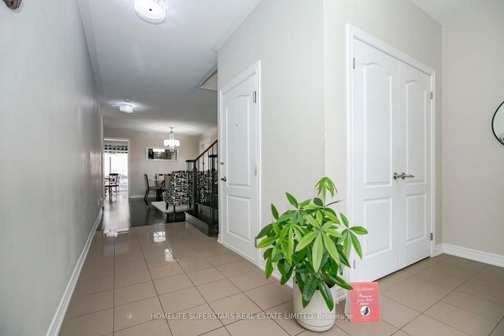 Photo 5 at 18 Ripple Street, Wellington, Brampton