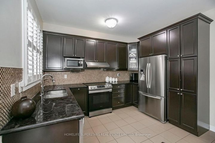 Photo 18 at 18 Ripple Street, Wellington, Brampton