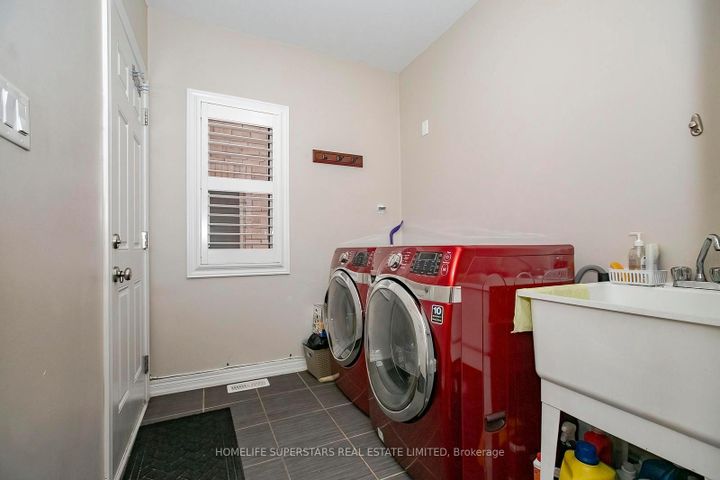 Photo 20 at 18 Ripple Street, Wellington, Brampton