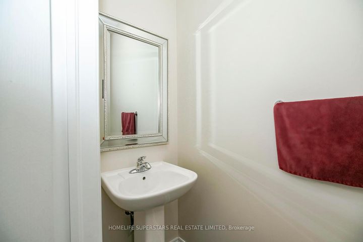 Photo 21 at 18 Ripple Street, Wellington, Brampton