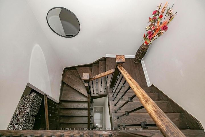 Photo 23 at 18 Ripple Street, Wellington, Brampton