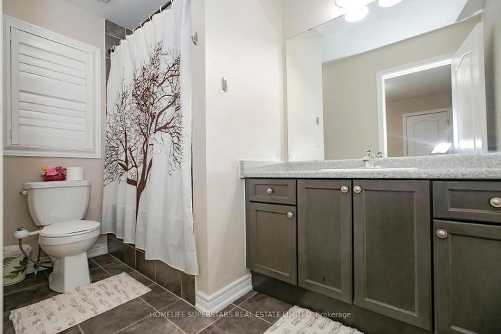 Photo 35 at 18 Ripple Street, Wellington, Brampton