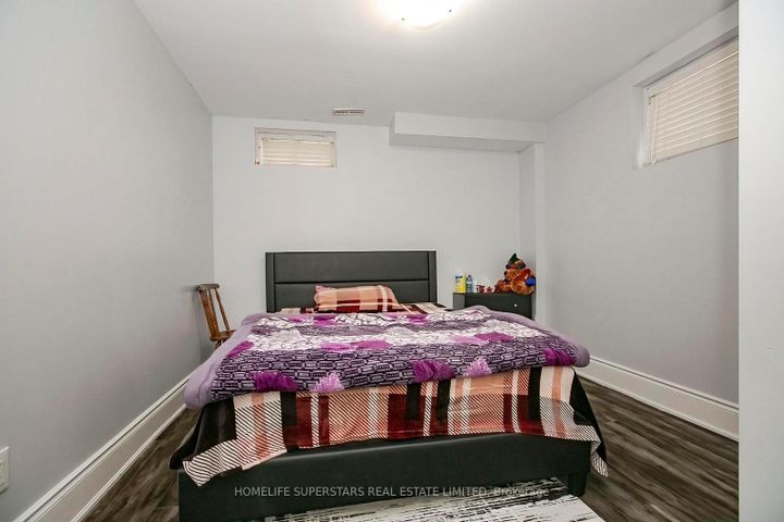 Photo 43 at 18 Ripple Street, Wellington, Brampton