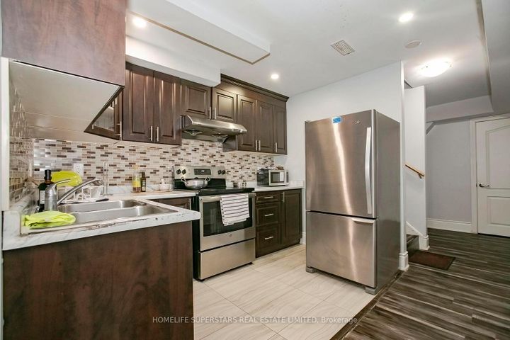 Photo 44 at 18 Ripple Street, Wellington, Brampton