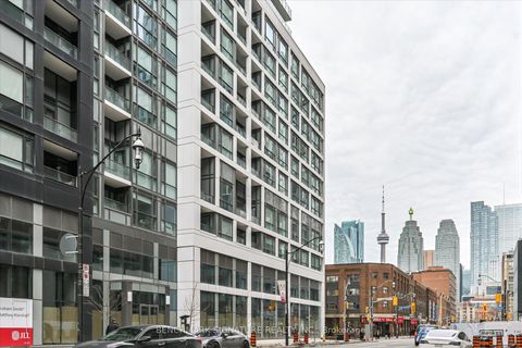 Photo 1 at 803E - 70 Princess Street, Waterfront Communities C8, Toronto